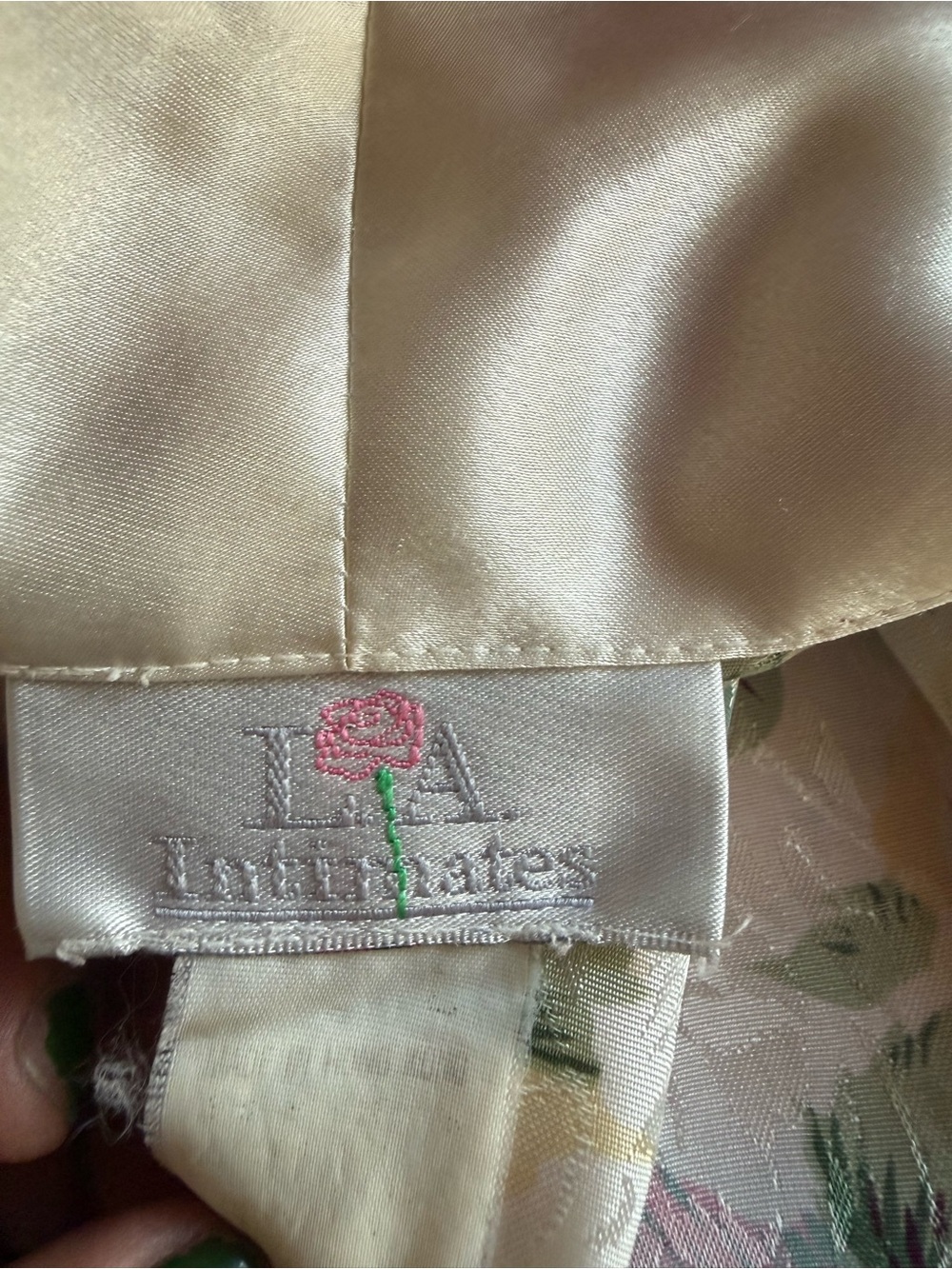 L.A intimates robe - Picture 8 of 8